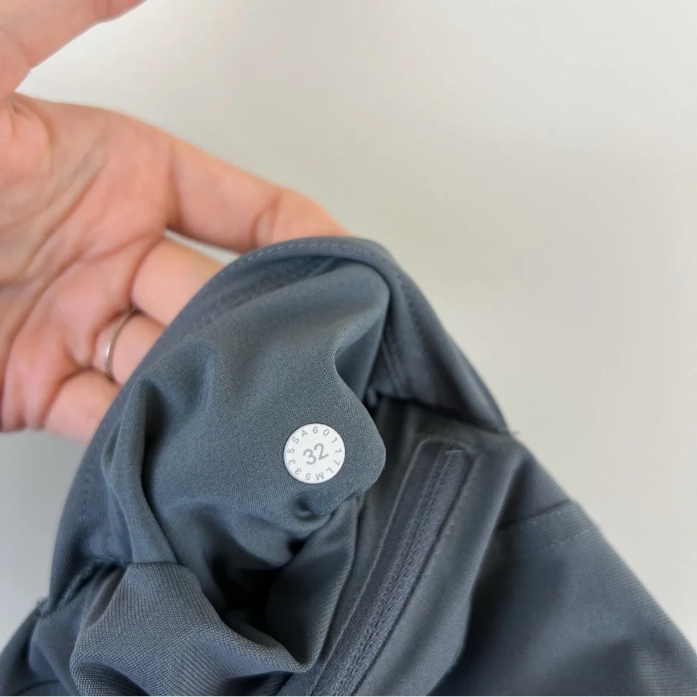 Lululemon Mens Fog Horn Gray 34